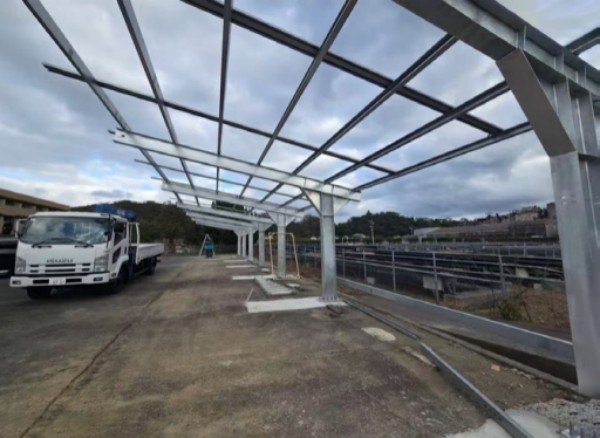 హానర్ ఎనర్జీ: సోలార్ కార్‌పోర్ట్‌ల అనంతమైన అవకాశాలను పునర్నిర్వచించడం